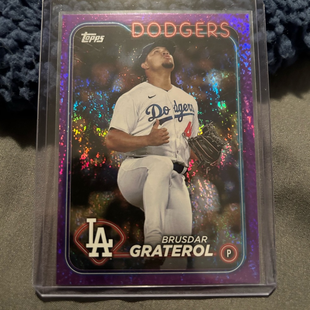 Topps Dodgers Baseball Card - Purple Brusdar Graterol